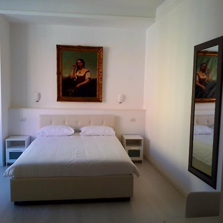 Bed and Breakfast Alberica10 Каррара Екстер'єр фото
